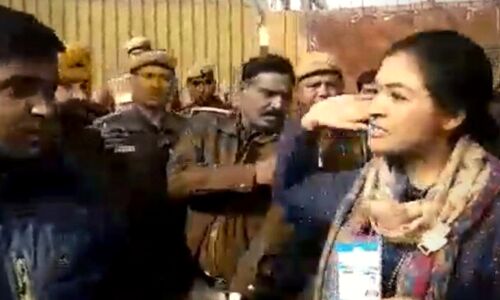 अलका लांबा से भिड़े आप कार्यकर्ता तो आप से लड़े भाजपा वाले, अब तक पड़े 52 फीसदी वोट