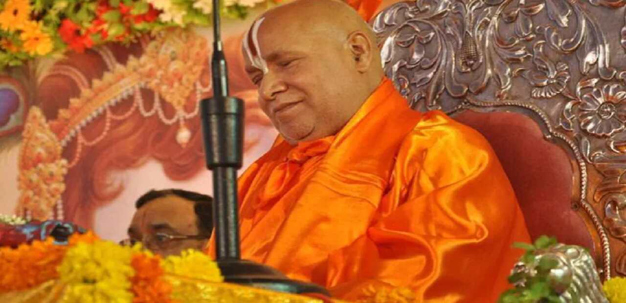 Hindutva : ओटीटी और जनसंख्या नियंत्रण पर स्वामी रामभद्राचार्य का आगाह करने वाला बयान, देश को बचाने के लिए करना होगा ये काम