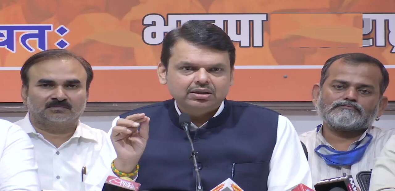 देवेंद्र फडणवीस का पलटवार, नवाब मलिक के मुंबई बम ब्लास्ट के गुनहगारों से संबंध, उनसे कौड़ियों के भाव क्यों खरीदी जमीन