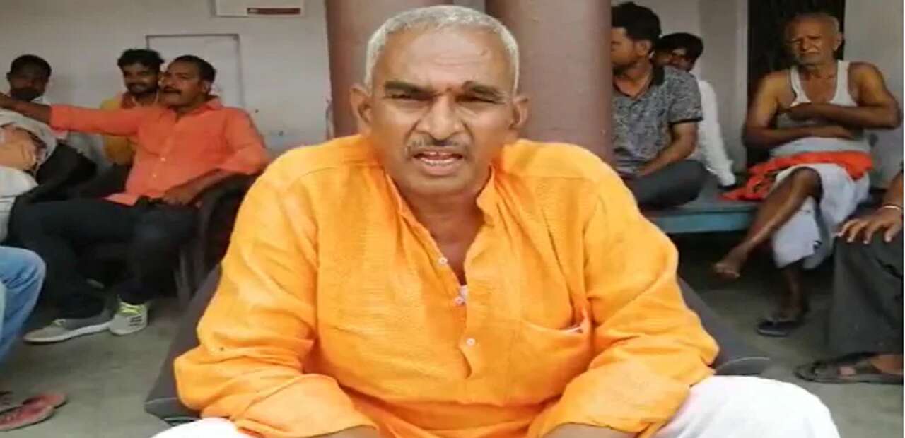 BJP MLA सुरेंद्र सिंह की अखिलेश यादव को खुली चुनौती, बैरिया से लड़ें चुनाव, 1 लाख वोटों से नहीं हराया तो छोड़ दूंगा राजनीति