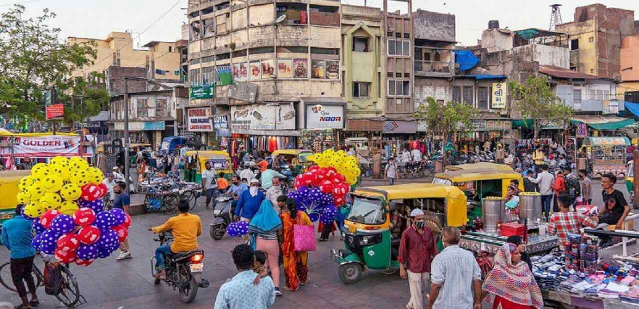 Indian Economy : जीडीपी में उछाल का लाभ लोगों की जिंदगी पर क्यों नहीं दिखता?